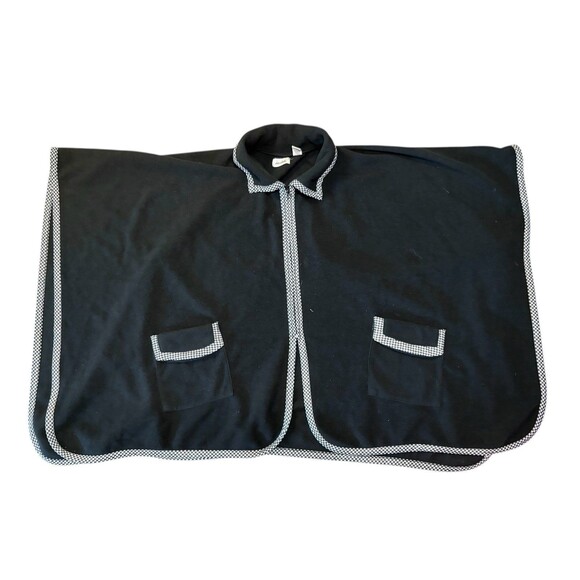 Le Moda Women’s Poncho Wrap Cape OS Black W/ Black And White Collar Holiday - Picture 1 of 3